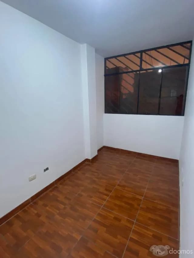 Vendo Amplio Departamento en Urb. La Alborada COMAS. — foto 7