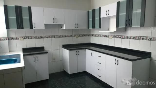 SE VENDEN DPTOS. DE ESTRENO LIMITE CON PUEBLO LIBRE — foto 1