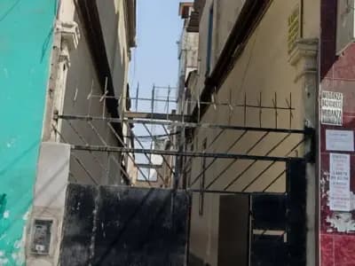 GRAN OFERTA!! CASA PARA VIVIR O PARA ALMACEN