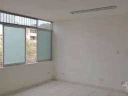 ALQUILO IMPECABLE OFICINA EN SURCO