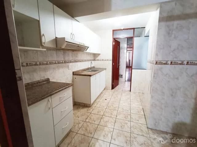 SE VENDE AMPLIO DEPARTAMENTO EN PUEBLO LIBRE — foto 8