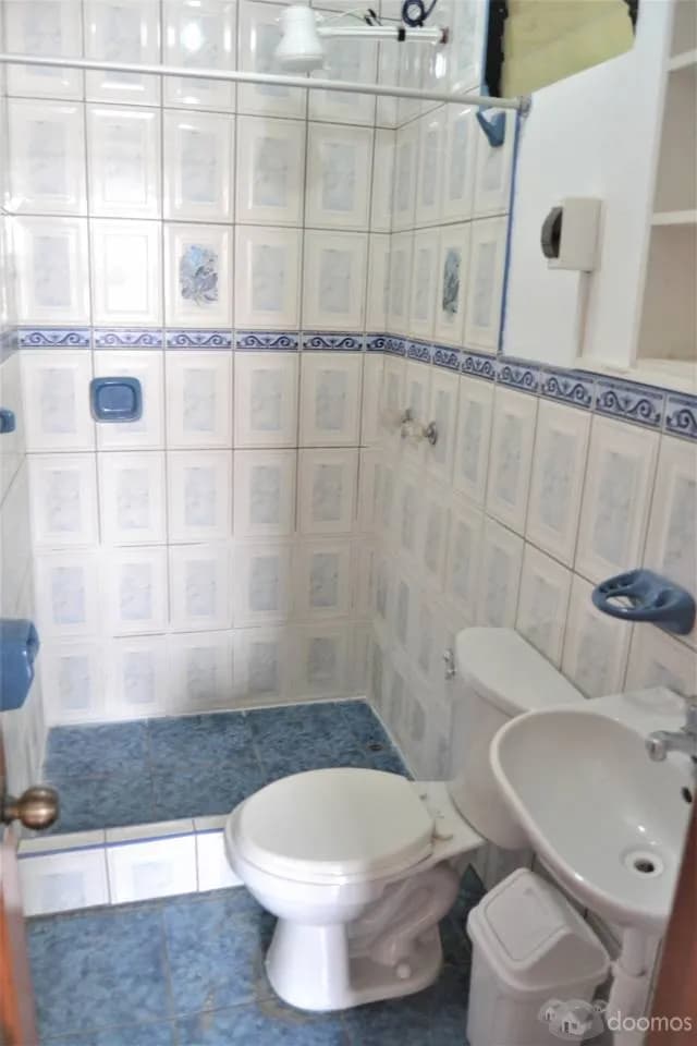 Amplio departamento con excelente ubicación en Venta — foto 3