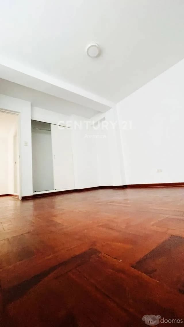 VENTA DE DEPARTAMENTO REMODELADO EN SAN ISIDRO — foto 6