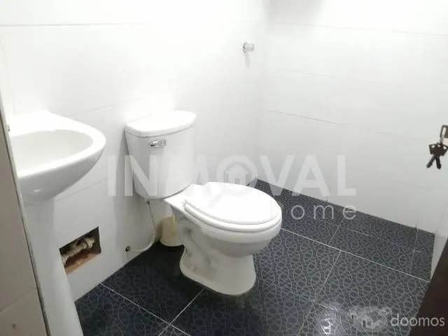 Vendo Casa Comercial en Av Pablo Casals - Trujillo — foto 4
