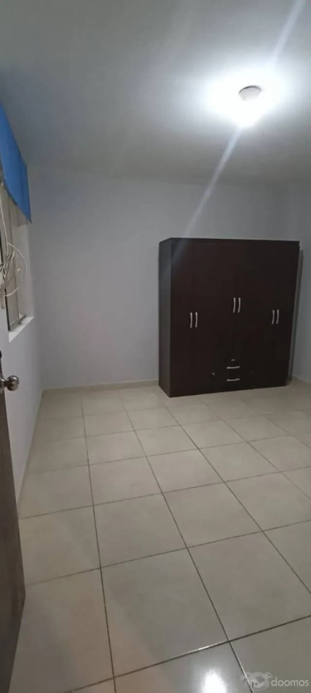Departamento amplio en segundo piso — foto 7
