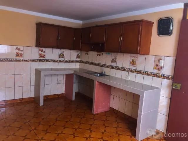 VENTA DE OCASION: CASA AMPLIA 2 PISOS (A 3 MIN. DEL CENTRO DE TACNA) — foto 5
