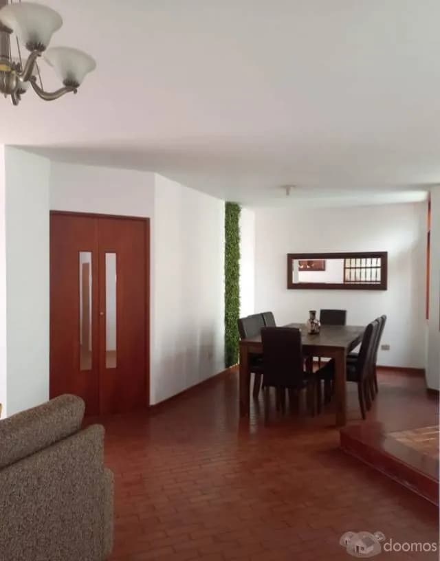 EXCELENTE CASA BIEN UBICADA — foto 2