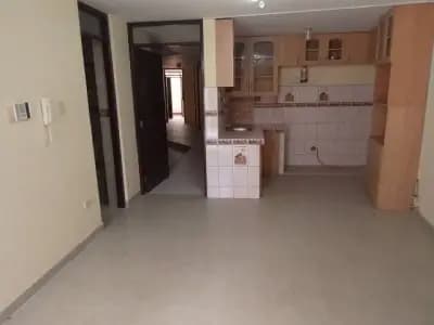 VENDO DEPARTAMENTO EN PRIMER PISO