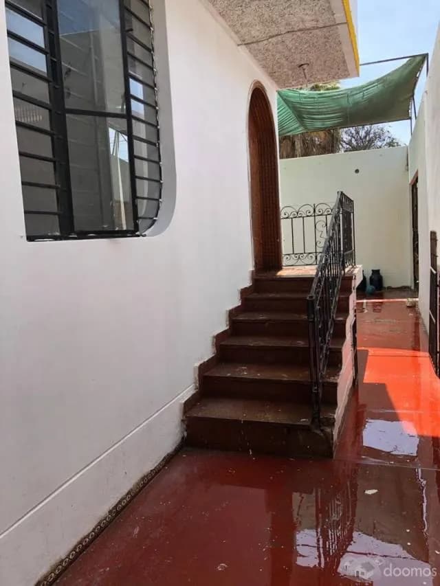 Alquilo amplia casa para vivienda o negocio — foto 5