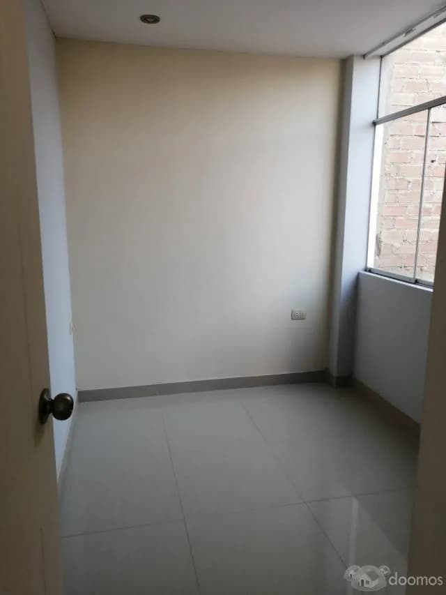 Alquilo Minidepartamento Urb. Remigio Silva — foto 7