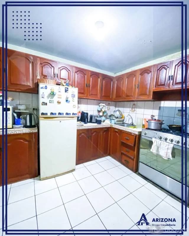 ID 0029 - VENTA DE CASA de 4 PISOS - CALLAO — foto 2