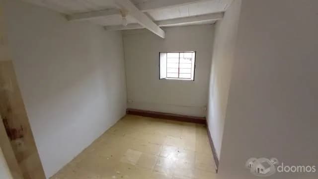Se alquila casa cerca al malecón de chorrillos — foto 1