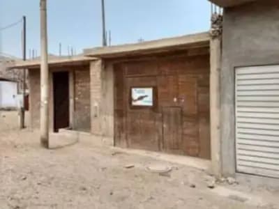 VENDO CASA COMO TERRENO 300M2 EN SANTA ROSA