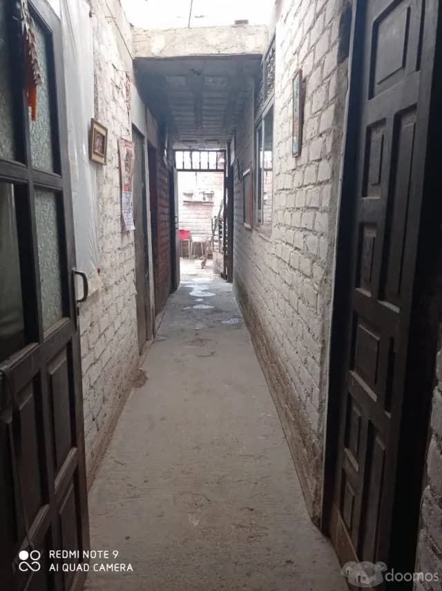 VENTA DE CASA CON POTENCIAL A ESPALDAS DE NATASHA ALTA - TRUJILLO — foto 2