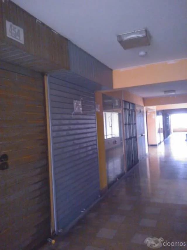 VENTA DE LOCAL COMERCIAL - SURCO — foto 2