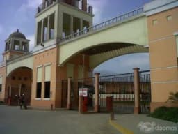 VENTA DE CASA DUPLEX EN CONDOMINIO CON PISCINA