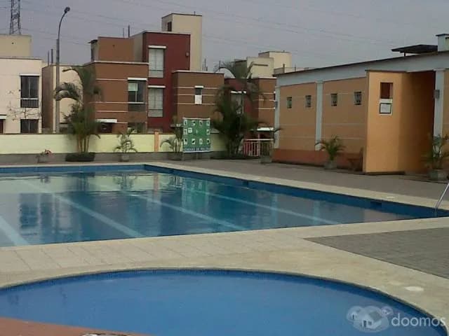 VENTA DE CASA DUPLEX EN CONDOMINIO CON PISCINA — foto 3