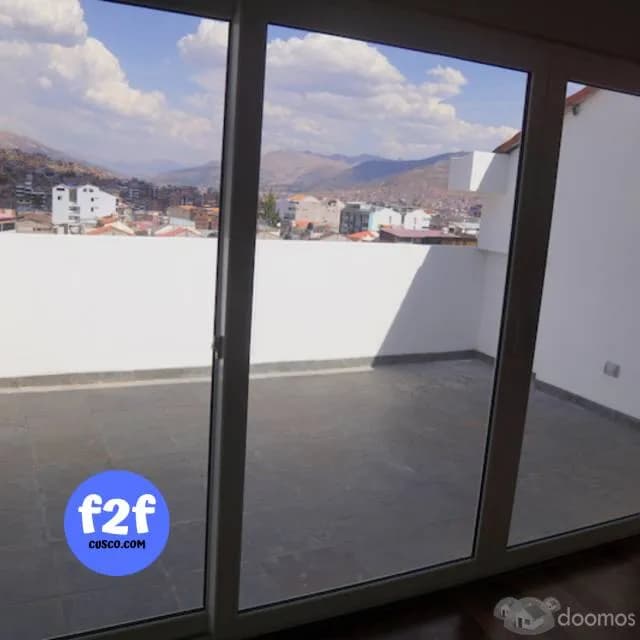 En Venta Penthouse Dúplex de LUJO en Urb. Magisterio, Cusco — foto 1