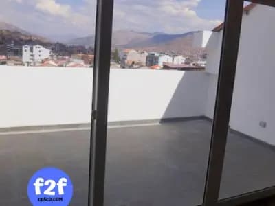 En Venta Penthouse Dúplex de LUJO en Urb. Magisterio, Cusco