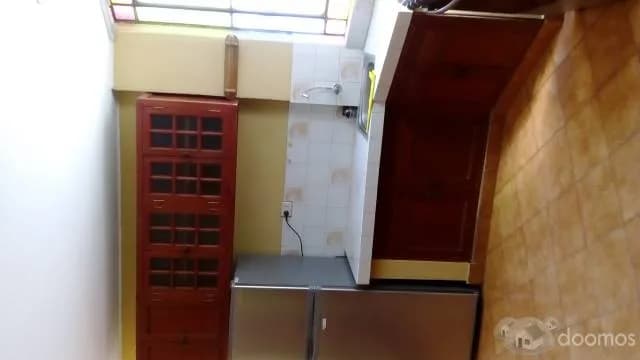 DEPARTAMENTO EN SEGUNDO PISO CON COCHERA — foto 6