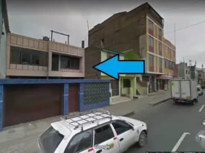 vendo casa en zarate a la Av. piramides del sol