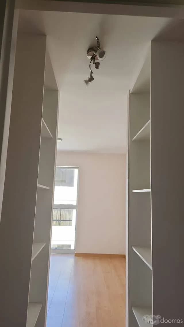 ACOGEDOR DEPARTAMENTO  1 DORMITORIO MAS ESTUDIO Y BALCON — foto 3