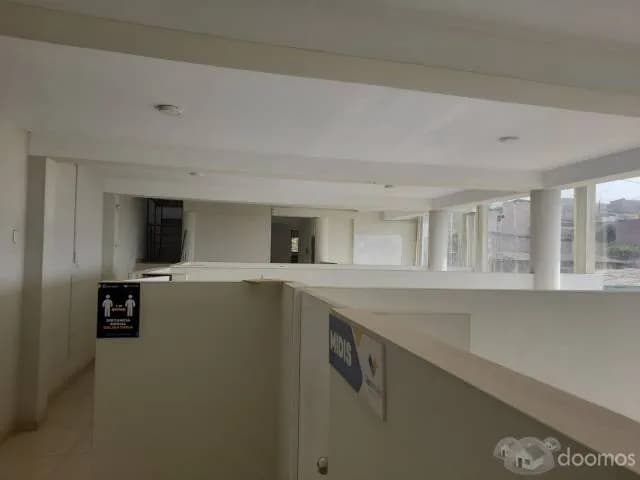 ALQUILER DE LOCAL EN PACHACUTEC - 2 PISOS/4 BAÑOS — foto 2