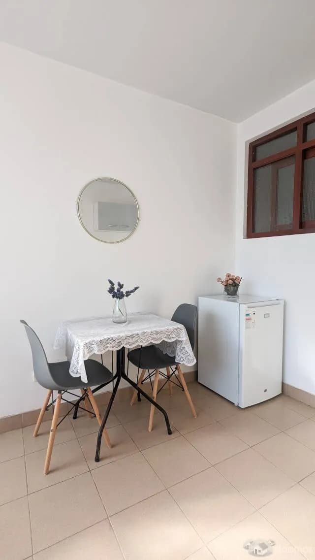 ALQUILO MINIDEPARTAMENTO AMOBLADO — foto 1