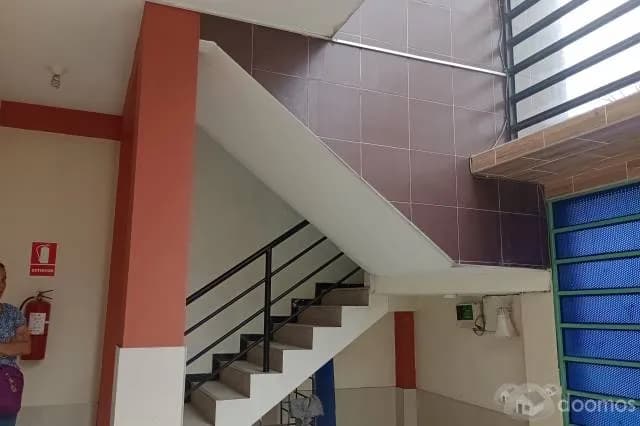 Venta de propiedad de dos pisos — foto 1