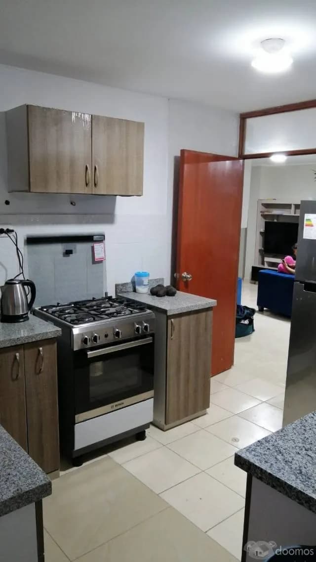 Alquilo Casa en Primer Piso Amueblado — foto 2