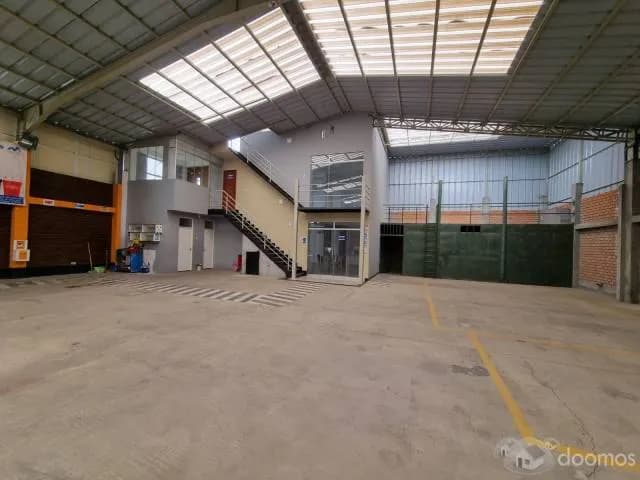 ALQUILER DE LOCAL — foto 2