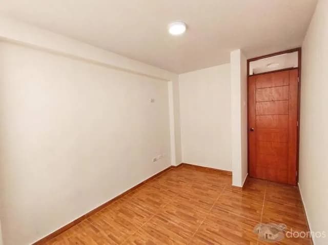Vendo Departamento En los Olivos Puerta de Pro 2do Piso — foto 3