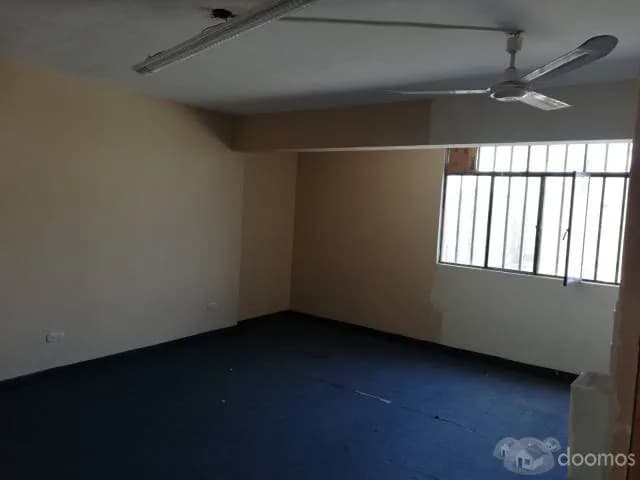 DEPOSITO EN SAN ISIDRO — foto 3