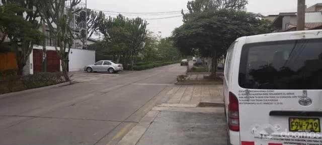 SE VENDE CASA COMO TERRENO — foto 2