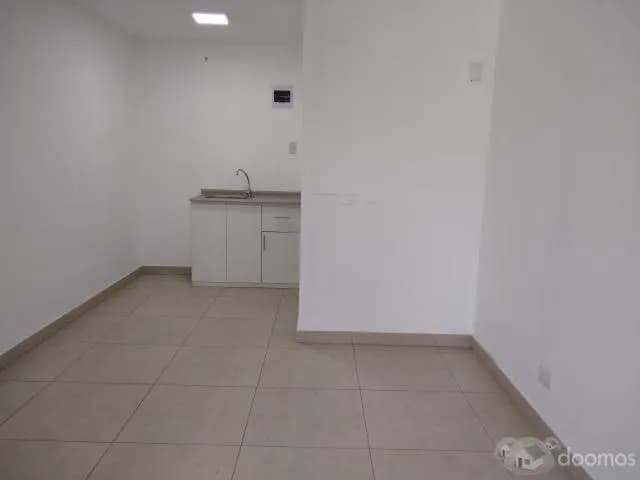 Alquilo Oficina en Av. Javier prado La Molina — foto 1