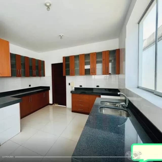 ¡  CASA DE ESTRENO EN VENTA ! — foto 3