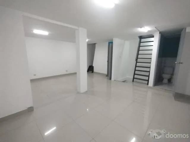 LOCAL COMERCIAL GAMARRA — foto 6
