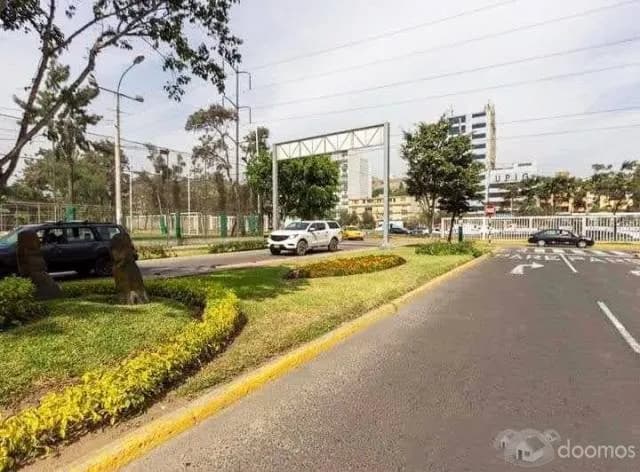 Amplio departamento de 3 habitaciones en Surco. ¡Ubicación privilegiada y acabados de calidad! — foto 15