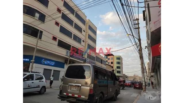 Casa En Venta El Dorado Jlo Chiclayo — foto 4