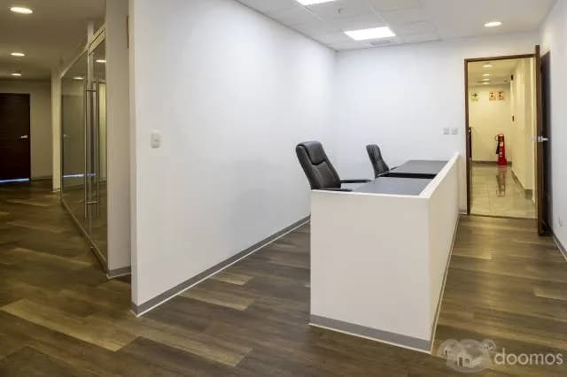 OFICINA EN EDIFICIO PREMIUM EN SURCO - VENTA O ALQUILER — foto 4