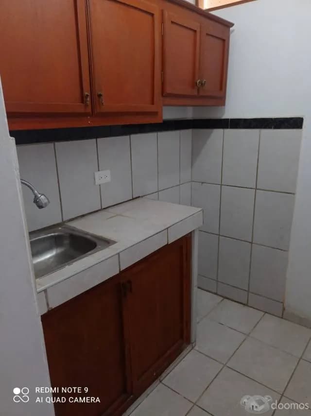 ALQUILO HABITACIÓN CHICLAYO-957543572 — foto 3