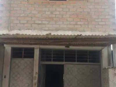 VENDO CASA DE DOS PISOS IDEAL PARA HOSPEDAJE