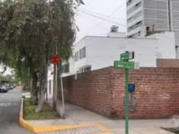 TERRENO EN MIRAFLORES