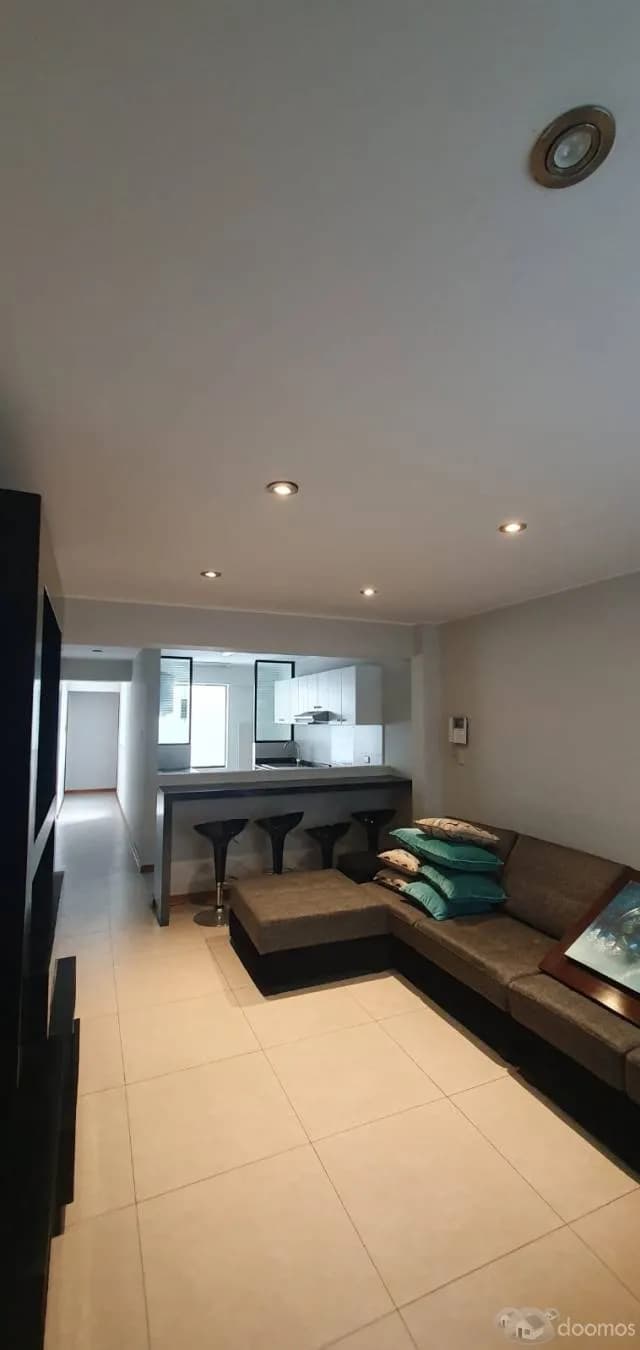 Alquiler de Departamento semi amoblado — foto 1