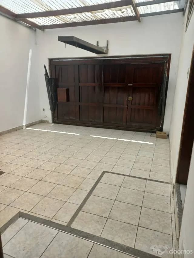 OPORTUNIDAD DE VENTA DE DEPARTAMENTO EN 1ER PISO A UNA CUADRA DE LA TORRE UPAO EN NATASHA ALTA — foto 2