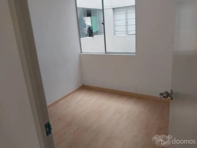 VENTA DE BONITO DEPARTAMENTO EN PROCERES SURCO - SEGUNDO PISO - INT — foto 2
