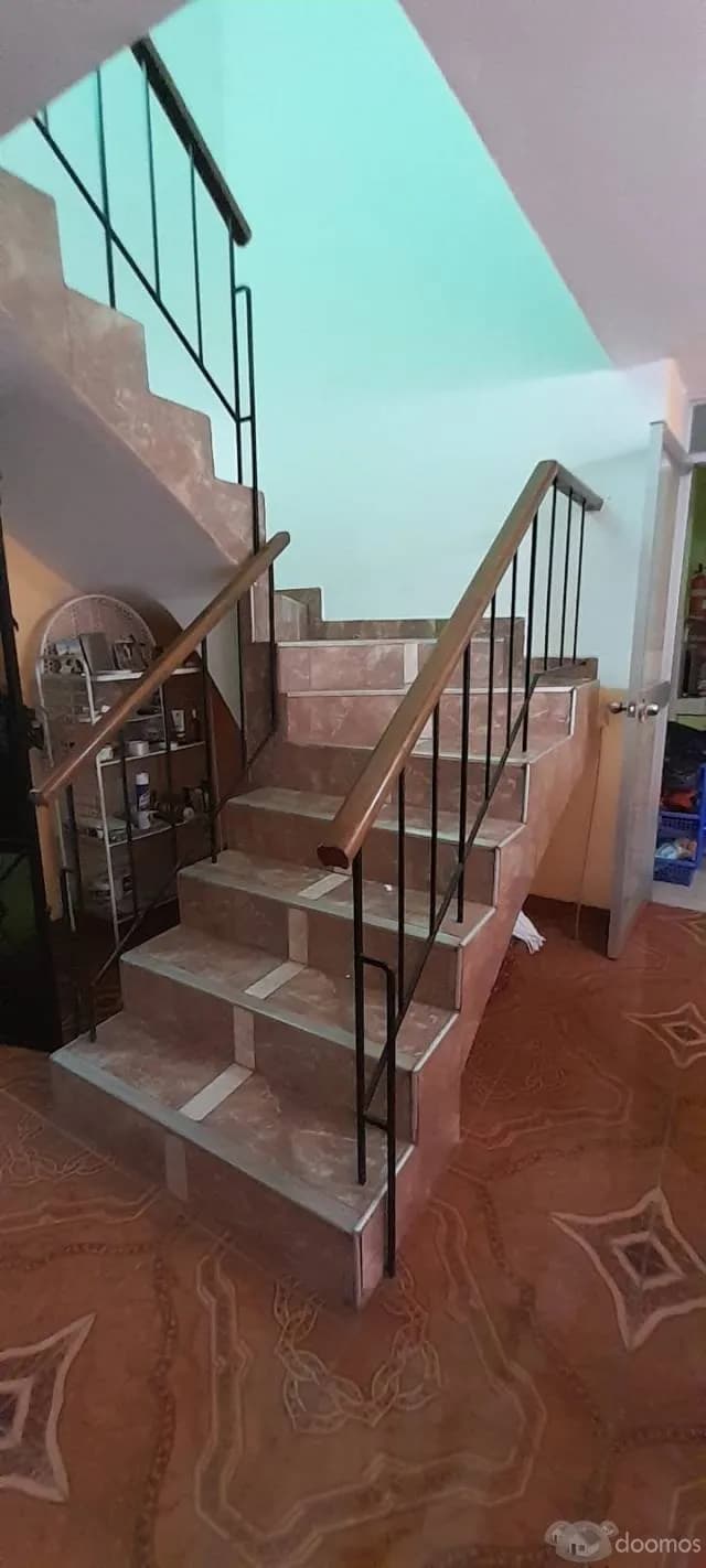 SE VENDE HERMOSA CASA DE 2 PISOS URB SAN AGUSTIN COMAS! — foto 7