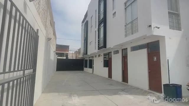 ALQUILER LOCAL COMERCIAL en TRUJILLO — foto 2