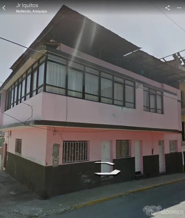 CASA DE TRES PISOS MATERIAL NOBLE CON VISTA AL MAR — foto 1