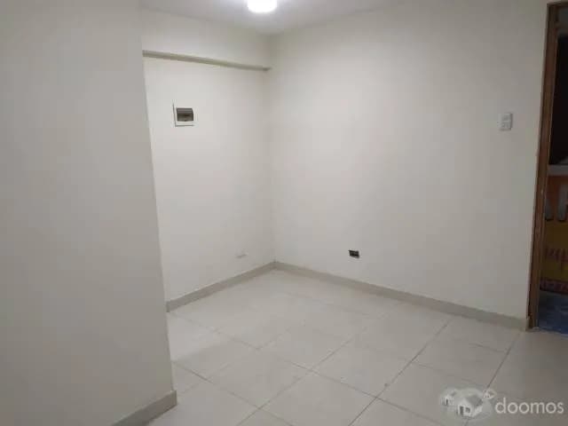 Habitación de estreno baño propio entrada independiente — foto 2